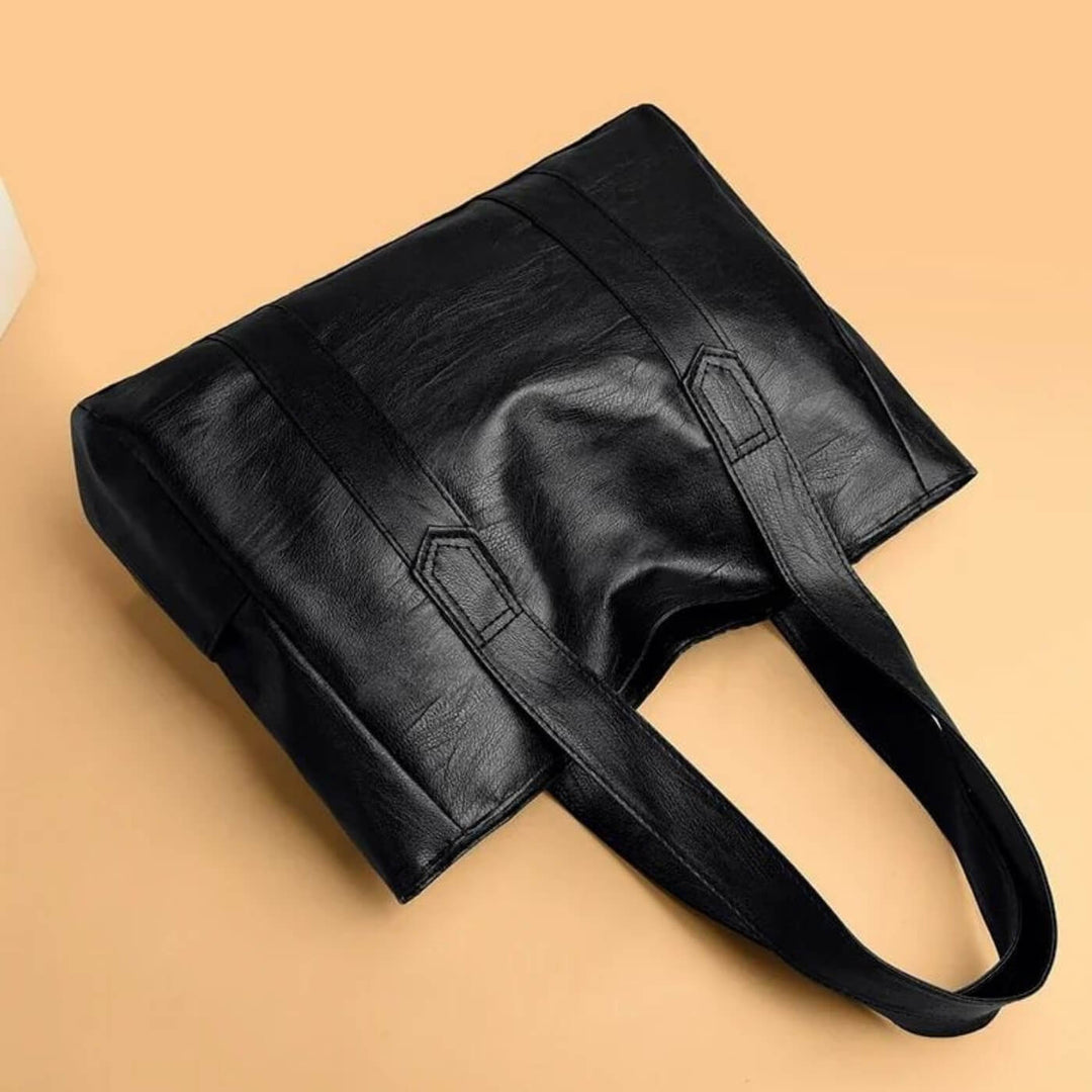 Livia’s Minimal Carry | Tote Bag