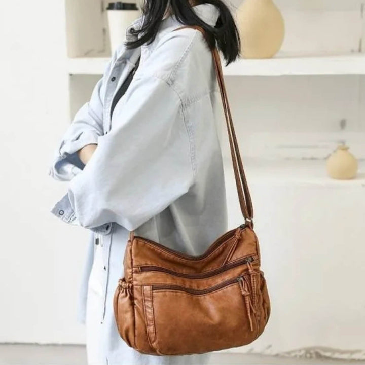 Federica’s Multi Pocket | Shoulder Bag