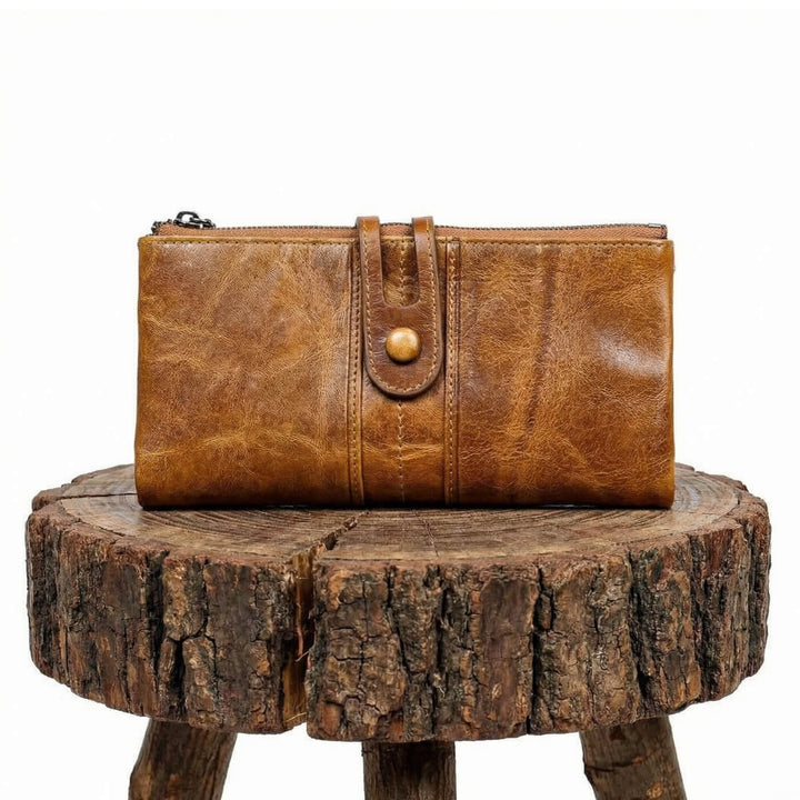 Paola’s Fold Carry | Clutch