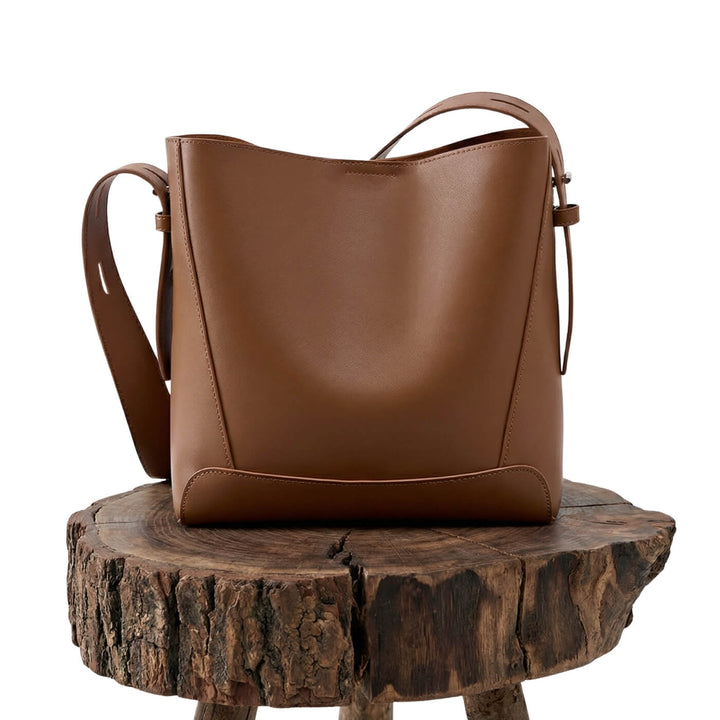 Chiara’s Modern Carry | Shoulder Bag