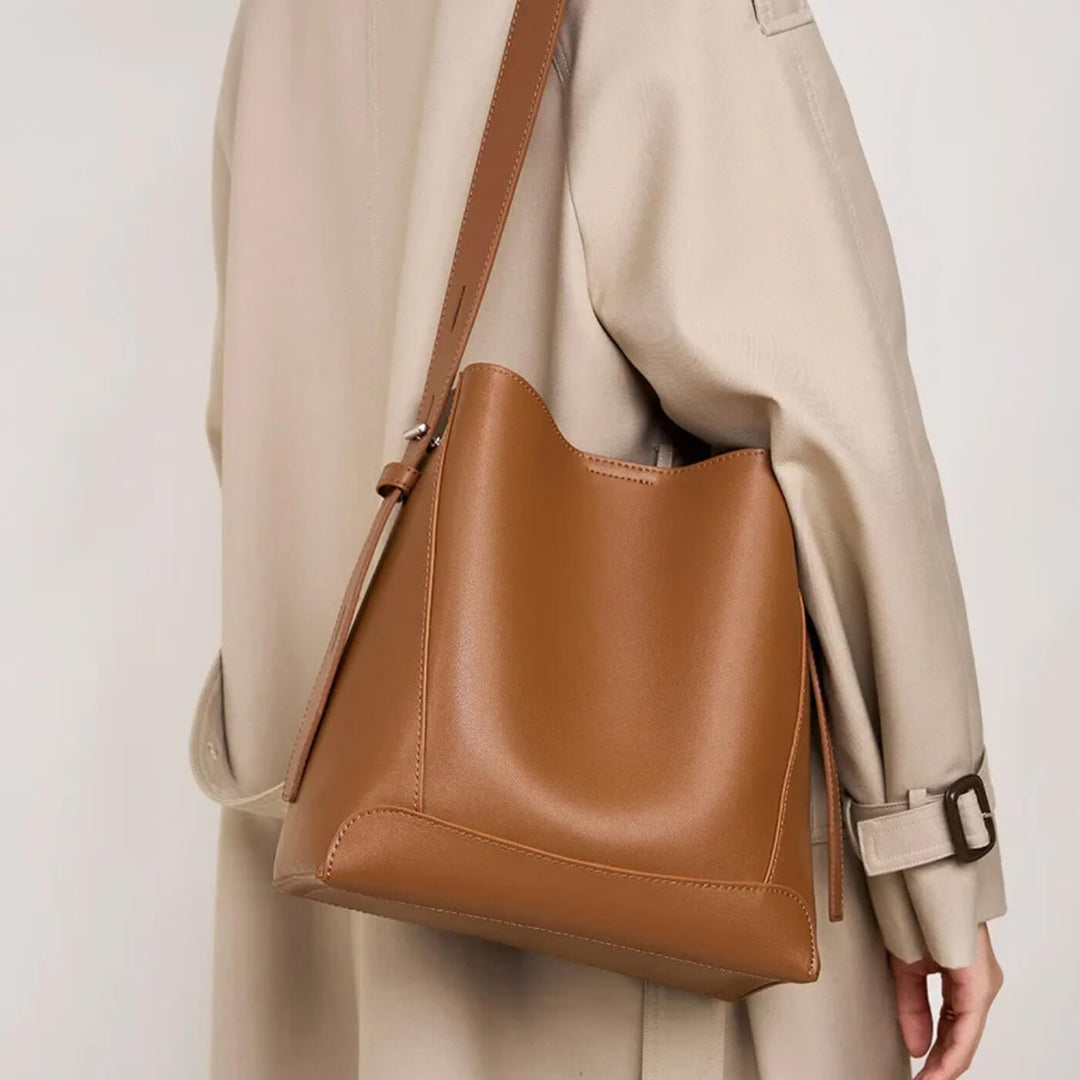 Chiara’s Modern Carry | Shoulder Bag