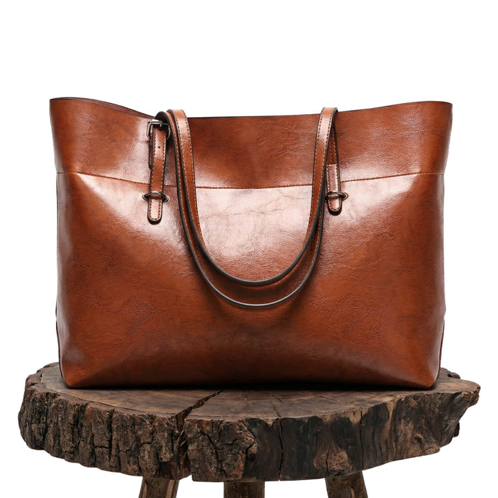 Francesca’s Sleek Essential | Tote Bag